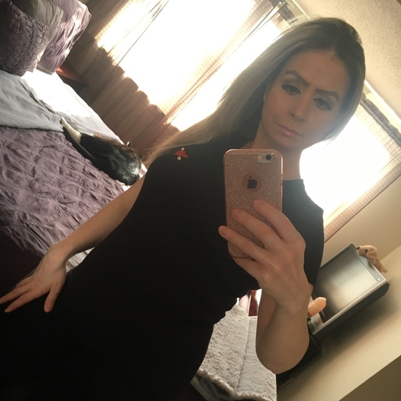 Meet your Posher, Sarah - Picture 1 of 1